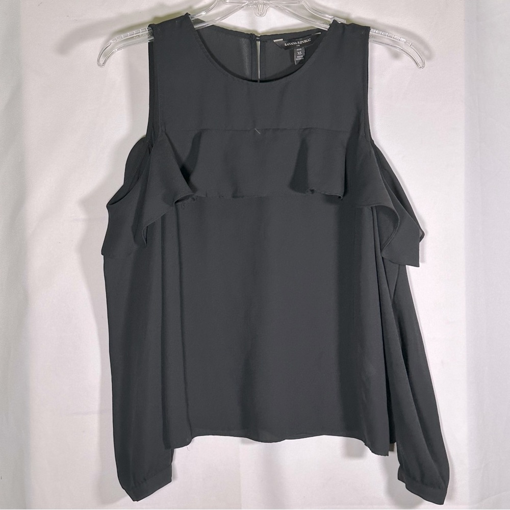 Banana Republic Black Blouse with Ruffle and Peekaboo Shoulder Women's Size XS